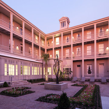 The Saint Anna