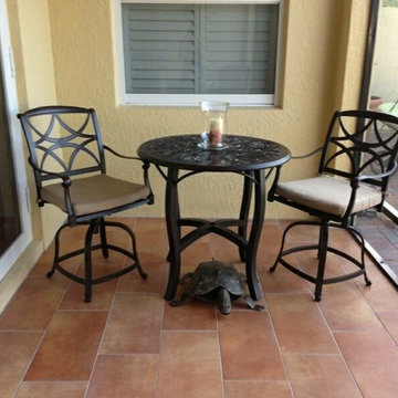 PUB TABLE