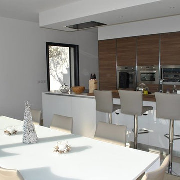Cuisine avec Ilot en Silestone blanco zeus extreme