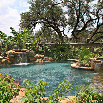 Waterfall & Spa With Beach Entry