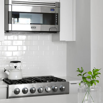 Modern kitchen in Battery Park