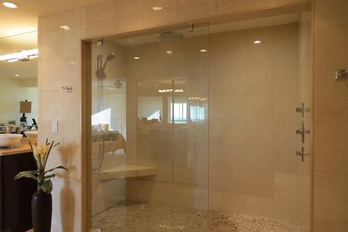 Example of a trendy bathroom design in San Diego