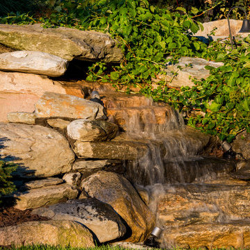 Traditional Home Gets a Fabulous Landscape Makeover