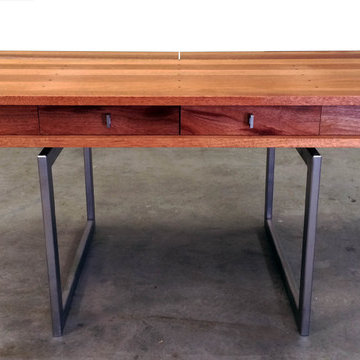 Modern and Mid-Century Style Desks