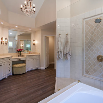 MAVERICK CIRCLE | master bathroom