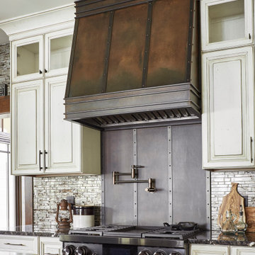 Industrial Craftsman Lakehouse