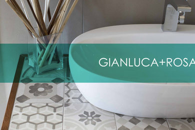 ナポリにある地中海スタイルのおしゃれな浴室の写真
