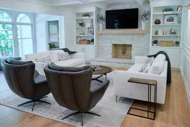 Huge trendy living room photo in St Louis