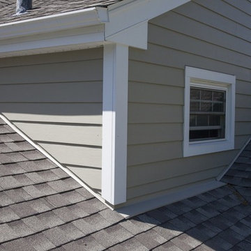 Can't go wrong with classics! Monterey Taupe James Hardie Siding & GAF roofing