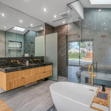 Full Home in Woodland hills