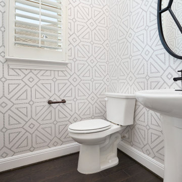 Austin, Texas | Sorento -Signature Cardinal Secondary Bathroom