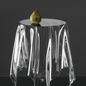 Modern Furniture Design: Transparent End Table