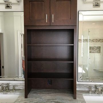MASTER BATHROOM - Free Standing Tub / Crema Marfil Tile / White Reef Granite