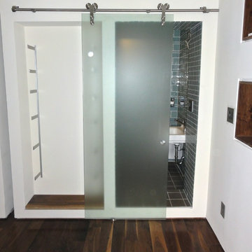 Contemporary Bathroom