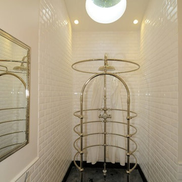 unique shower, circular sky light
