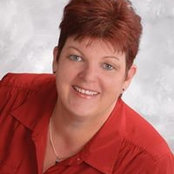 Laura Hall's photo