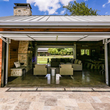 Renlita Custom Opening Solutions - Pool House