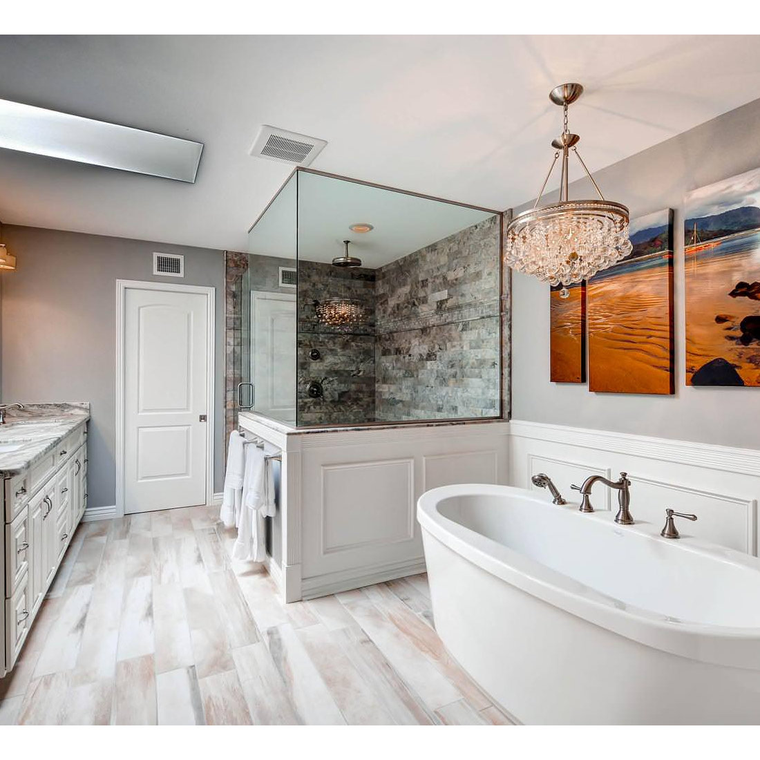 Arcadia Master Bathroom and Closet