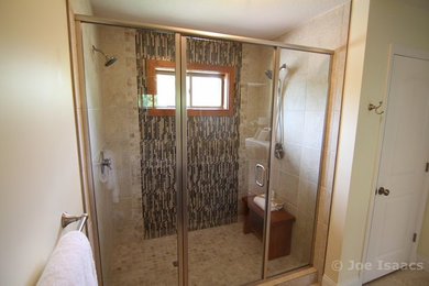 Inspiration for a bathroom remodel in Minneapolis