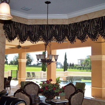 Thonotosassa Traditional Home