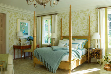 This is an example of a traditional guest bedroom in Miami.