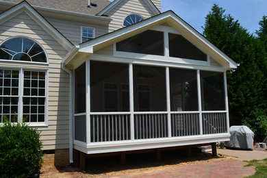 Elegant home design photo in Raleigh
