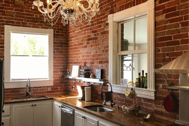 Country kitchen photo in San Luis Obispo