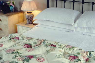 Tradtional Britsh Bedroom Interiors Eiderdown Quilt