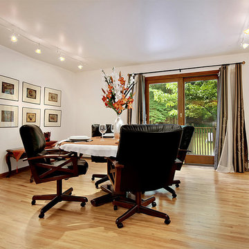 Contemporary in Long Valley NJ - Dining Room