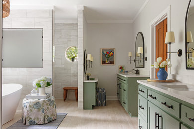 Bathroom - bathroom idea in Little Rock