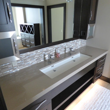 Cambria Minera Wet Bar and Hanstone Kitchen