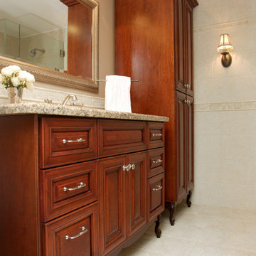 Traditional Kitchen & Master Bath Remodel in Tarzana, CA.