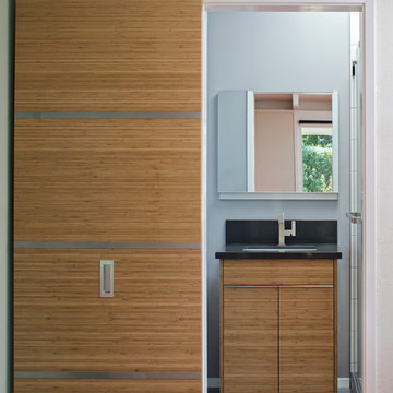 Palo Alto Eichler Bathroom