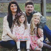 Kellie Wier's photo