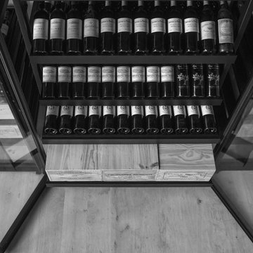 Bespoke steel wine cabinet "Sliding" - Brugge