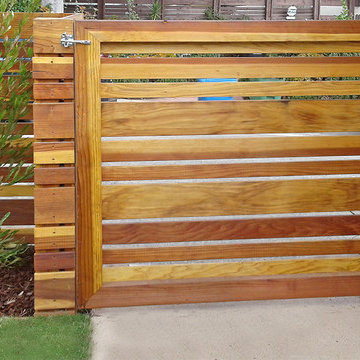 Redwood Gate & Fence