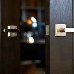 Baldwin - Tube Lever on R026 Rose - Door Levers
