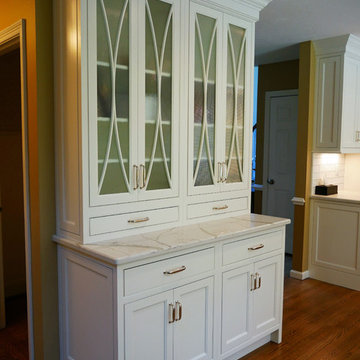 Southborough Frosty White Kitchen