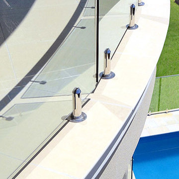 Glass Pool Fencing 1