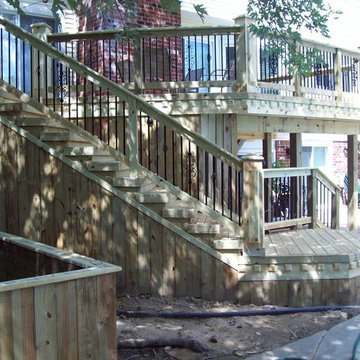 Pressure Treated deck with diamond dental molding & Diamond King Post,