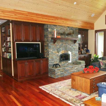Starmark Cabinetry