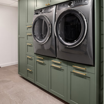 Moody Laundry Room - Woodinville