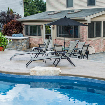 Stoney Kidney by The Pool and Spa Place