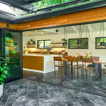 NanaWall Glass Walls Transform CA Home into Seamless Indoor-Outdoor Retreat