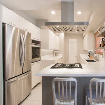 Clean and Compack Kitchen in La Crescenta