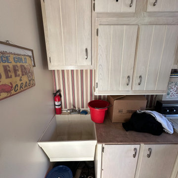 Neshanic Laundry room