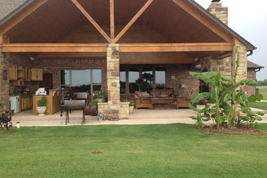 Patio - traditional patio idea in Oklahoma City