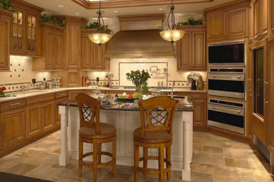 Kitchen - kitchen idea in Denver