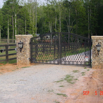 Driveway gates