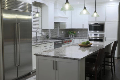 Inspiration for a kitchen remodel in Chicago